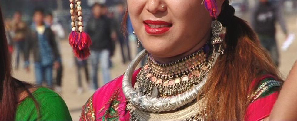 Traditional Attire and Jewellery of Uttrakhand-tharu tribe