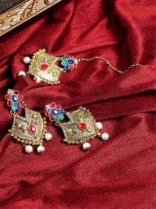 White Pearls Golden Earrings and Maang Tika Jewellery Set for Wedding