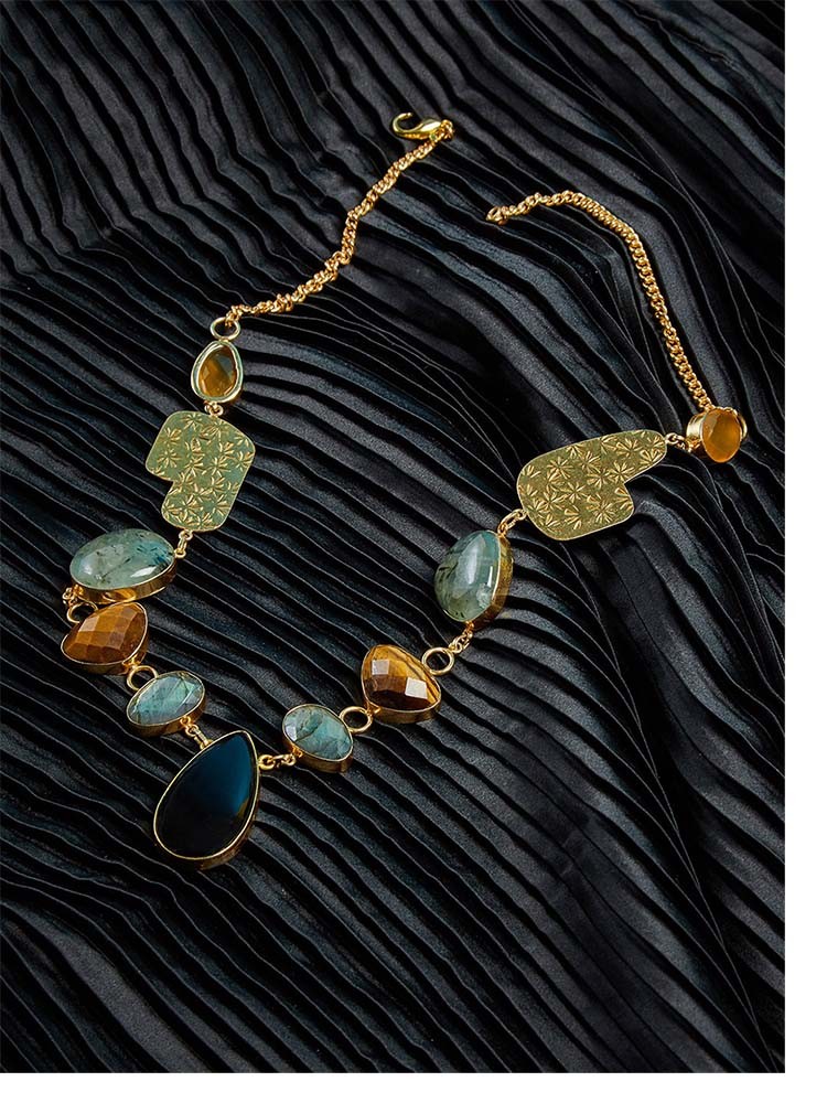 fashion necklace with semi precious stones