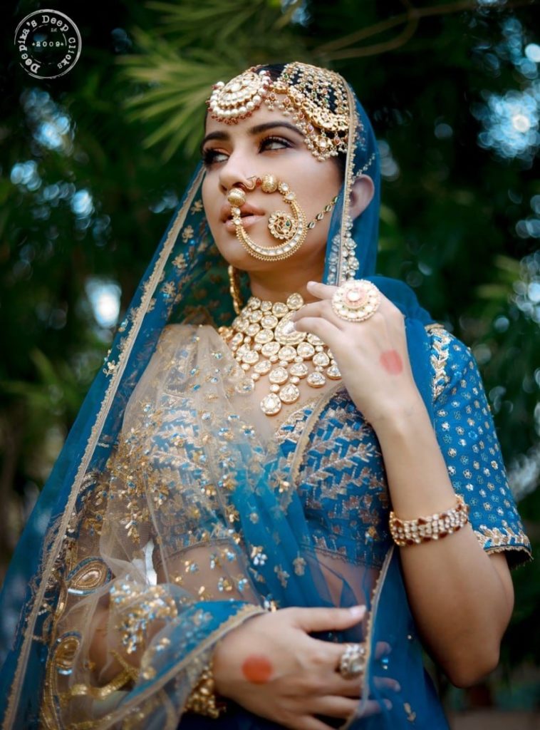 The Complete Guide: How To Pick Bridal Jewellery For Your Lehenga 12
