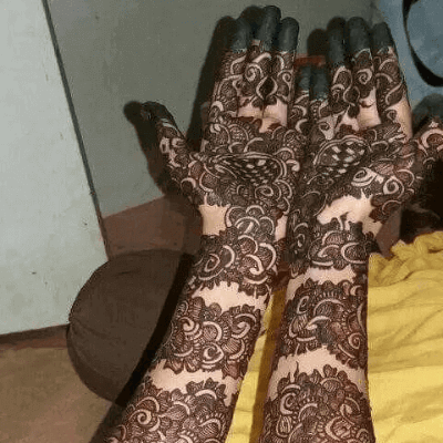 12 Gorgeous Tattoo Mehndi Designs For "The Bride" & Bridesmaids 3
