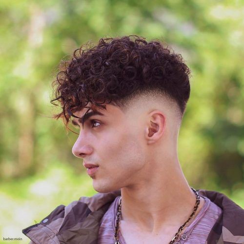 53 Irresistible Curly Hairstyles For Men-2023 Version