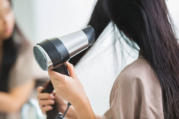 How To Use Your Hairdryer Like A Salon Expert
